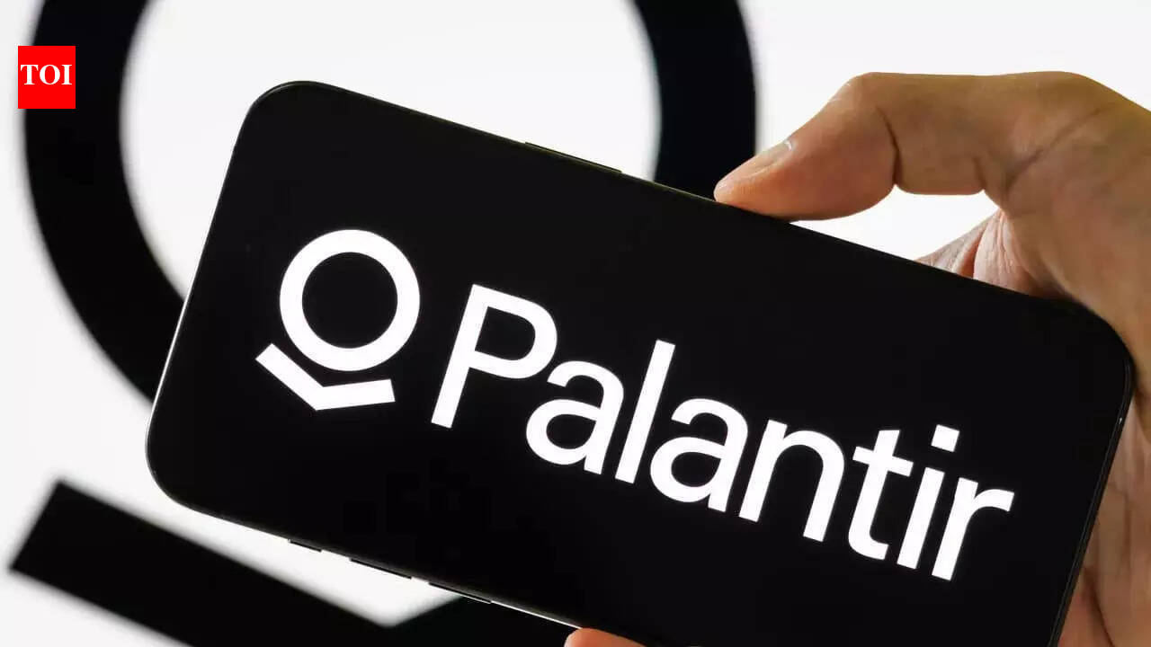 Judge Blocks Ex-Palantir Employees from Using Confidential Data for AI Startup